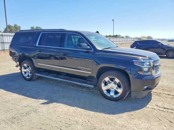 2017 CHEVROLET SUBURBAN LT
