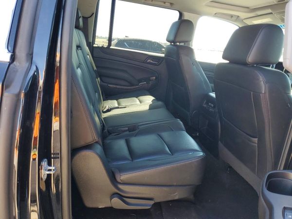 2017 CHEVROLET SUBURBAN LT