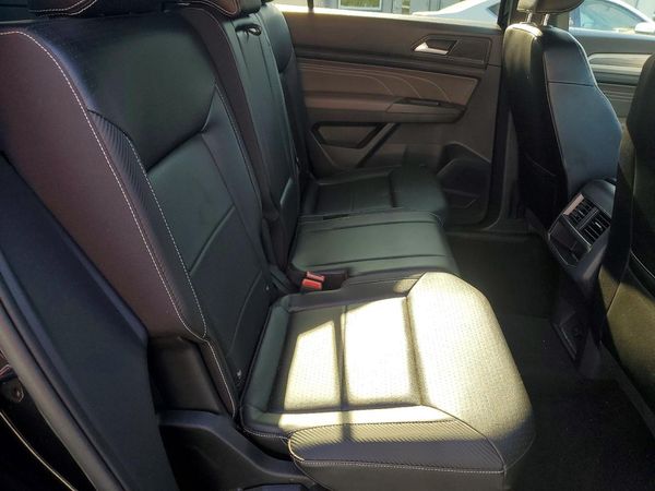 2022 VOLKSWAGEN ATLAS CROSS SPORT 4Motion SE