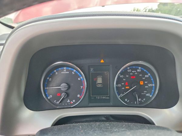 2016 TOYOTA RAV4 XLE (M Grade)