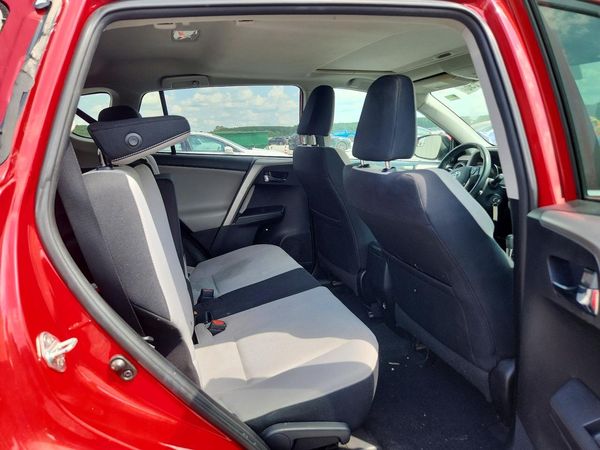 2016 TOYOTA RAV4 XLE (M Grade)