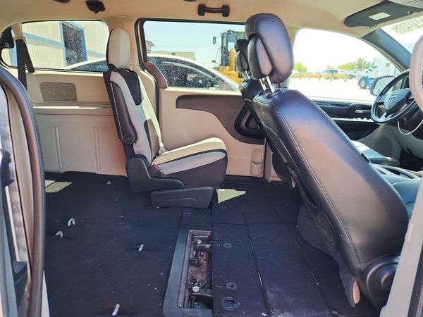 2017 DODGE GRAND CARAVAN SXT — PSRS