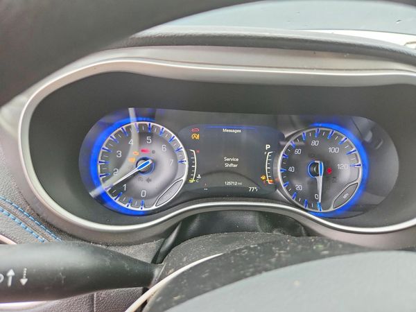 2021 CHRYSLER PACIFICA Touring