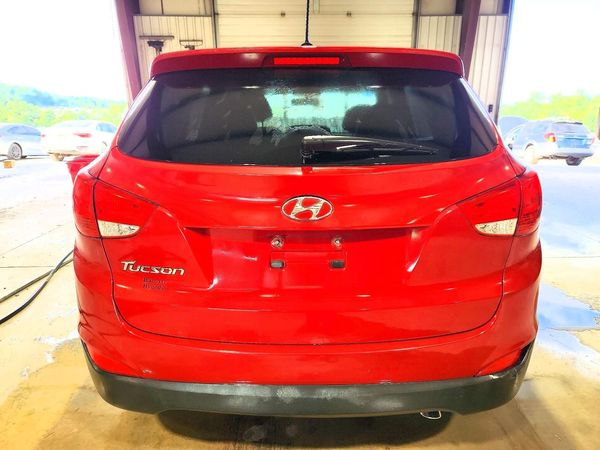 2015 HYUNDAI TUCSON GL (Middle-Low)