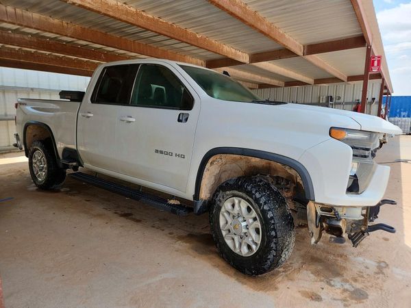 2022 CHEVROLET SILVERADO LT