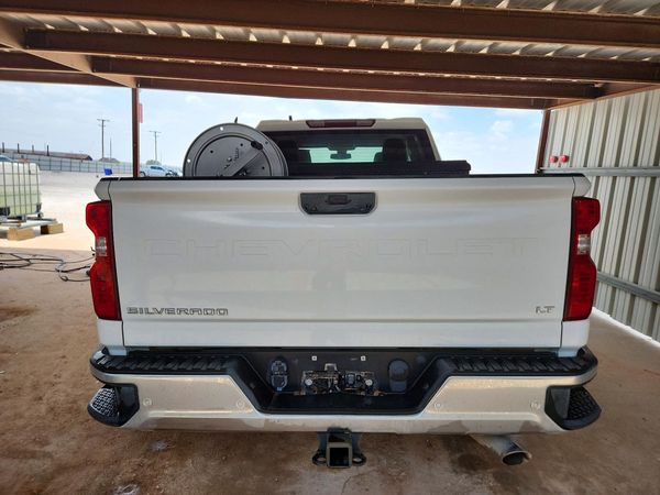 2022 CHEVROLET SILVERADO LT