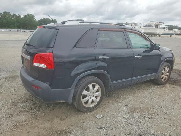2013 KIA SORENTO Base / LX