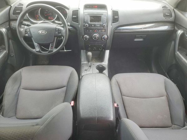 2013 KIA SORENTO Base / LX