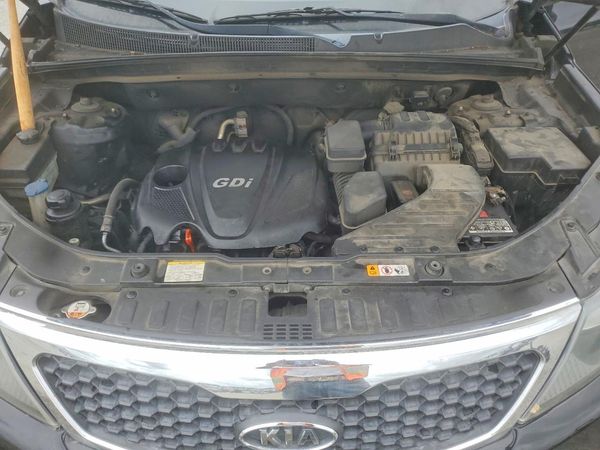 2013 KIA SORENTO Base / LX