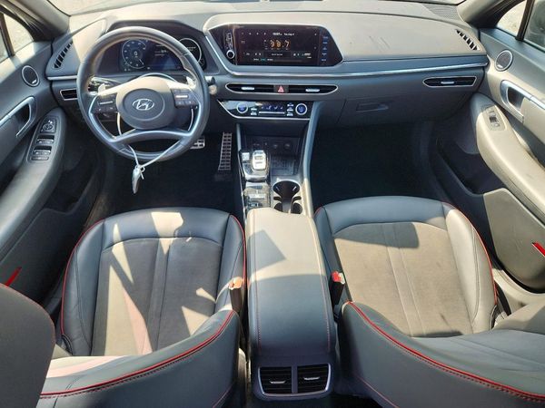 2022 HYUNDAI SONATA SEL Plus