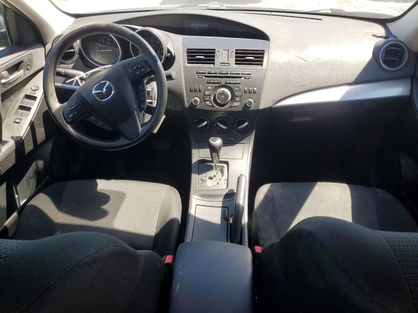 2013 MAZDA 3 Sport/GX