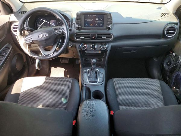 2018 HYUNDAI KONA SEL with Tech Pkg