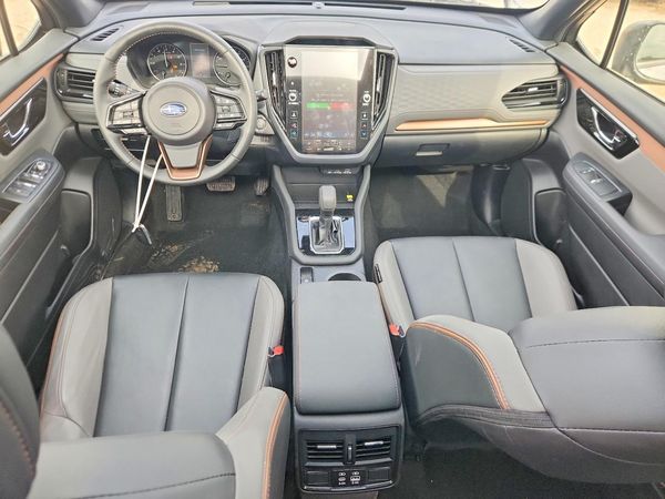 2025 SUBARU FORESTER Sport