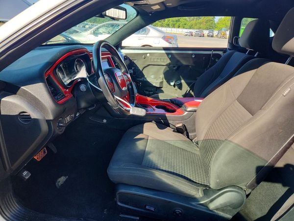 2019 DODGE CHALLENGER SXT