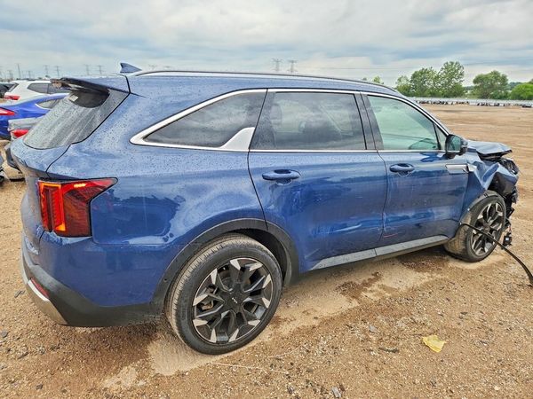 2025 KIA SORENTO