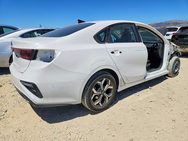 2021 KIA FORTE FE, LXS