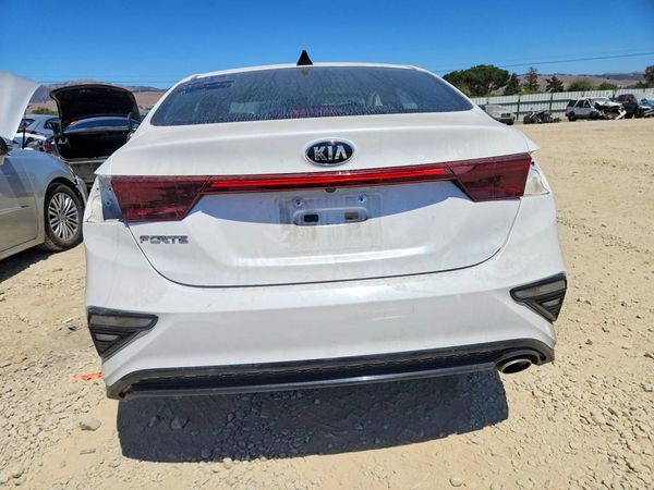 2021 KIA FORTE FE, LXS