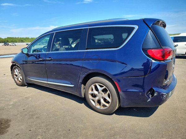2018 CHRYSLER PACIFICA