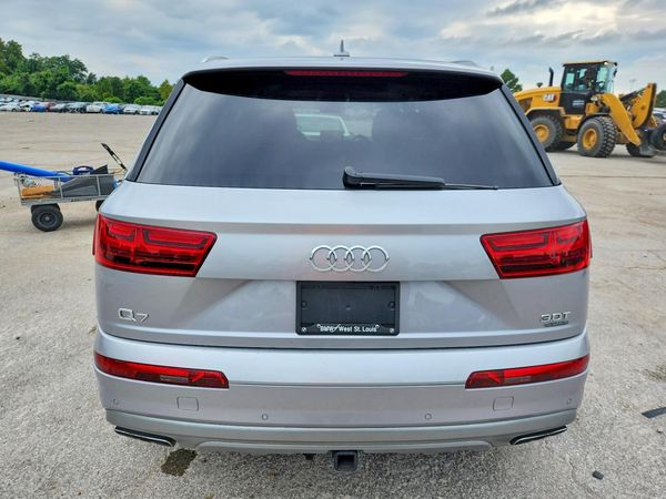 2017 AUDI Q7 quattro Prestige