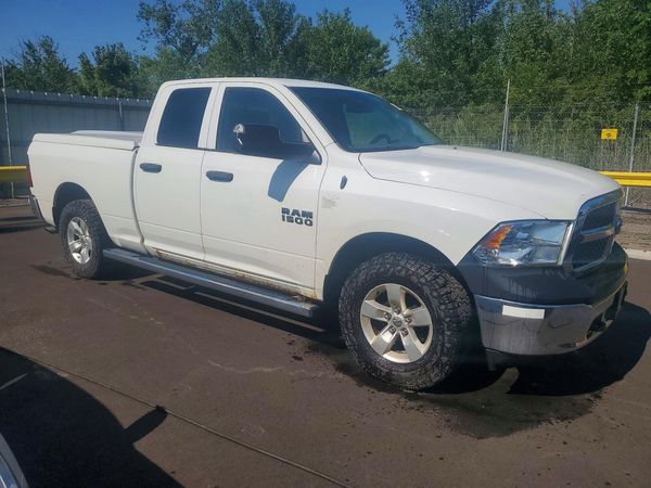 2015 RAM 1500 ST