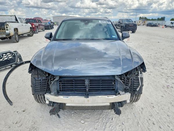 2022 AUDI Q5