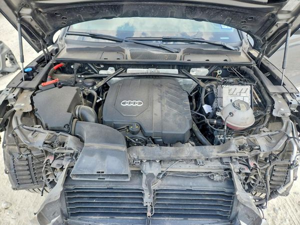 2022 AUDI Q5