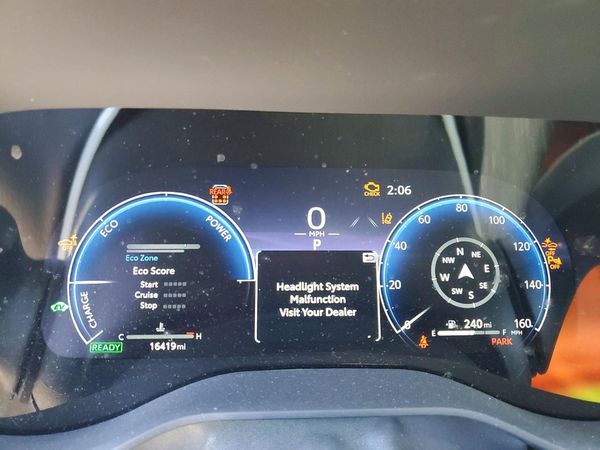 2025 TOYOTA SIENNA XSE