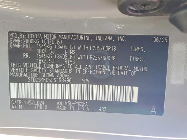 2025 TOYOTA SIENNA XSE