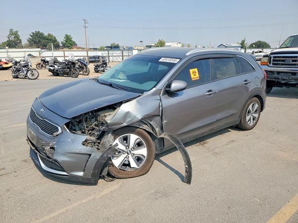 2017 KIA NIRO