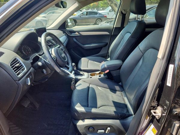 2016 AUDI Q3 quattro Premium Plus