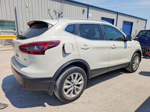 2022 NISSAN ROGUE SPORT SV