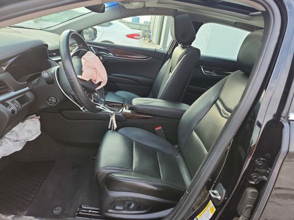 2016 CADILLAC XTS Luxury