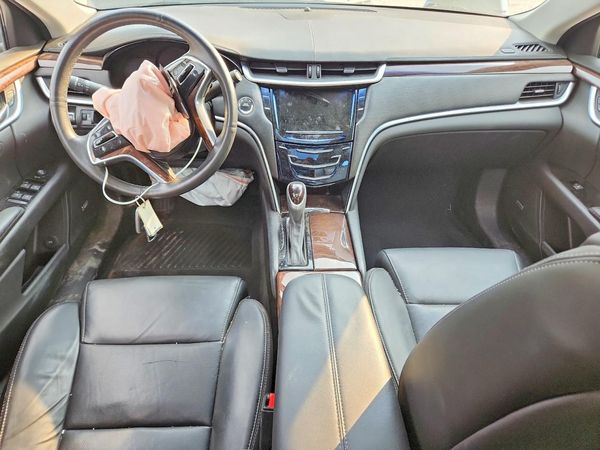2016 CADILLAC XTS Luxury