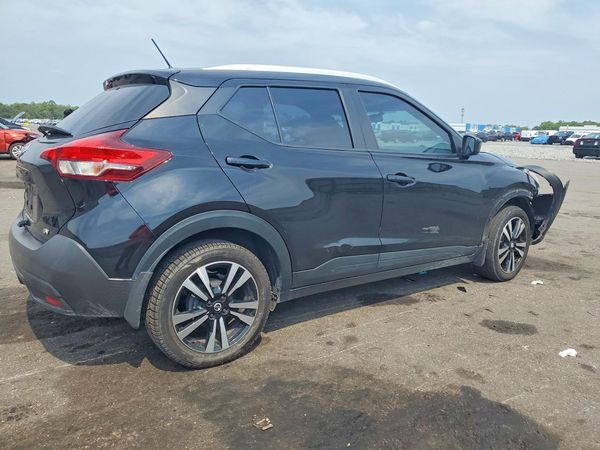 2019 NISSAN KICKS