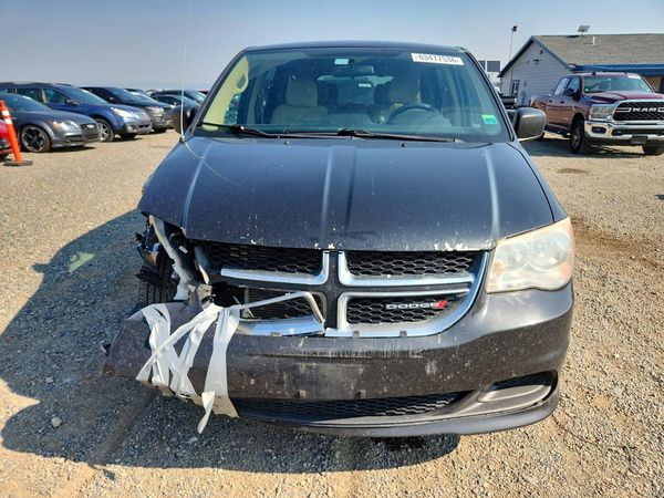 2013 DODGE GRAND CARAVAN SE