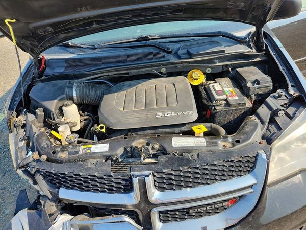 2013 DODGE GRAND CARAVAN SE