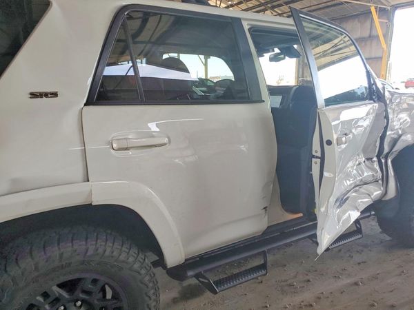 2021 TOYOTA 4RUNNER SRS