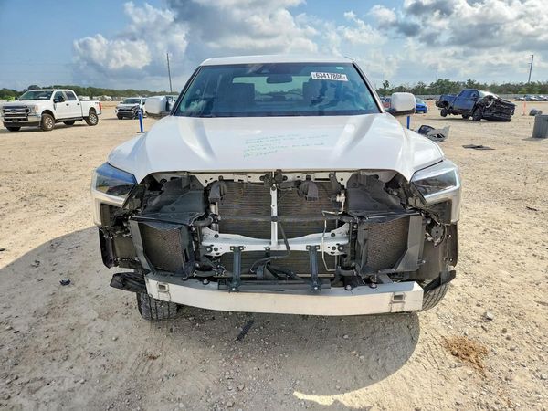 2026 TOYOTA TUNDRA