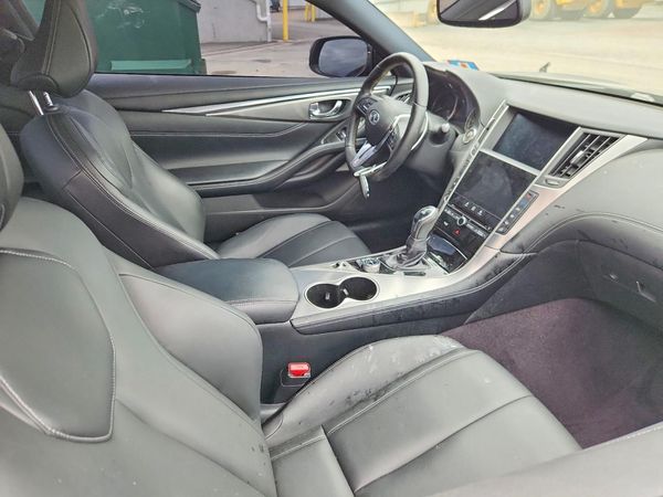 2020 INFINITI Q60