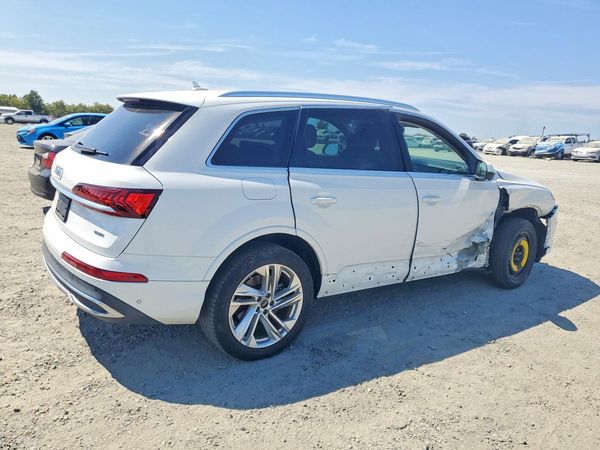 2023 AUDI Q7 quattro Premium