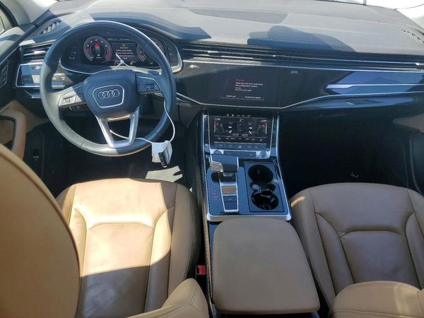 2023 AUDI Q7 quattro Premium