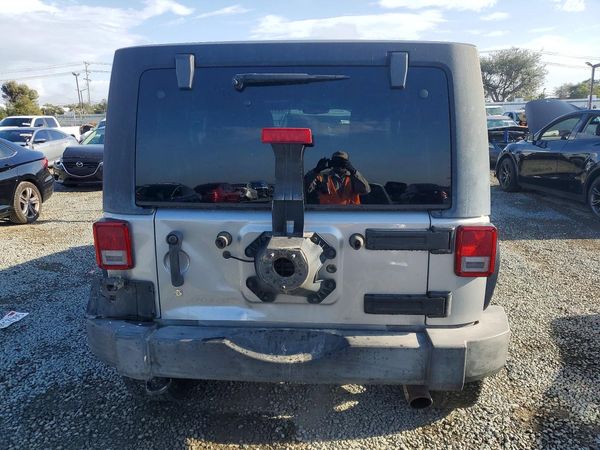 2015 JEEP WRANGLER UNLIMITED SPORT 4X4
