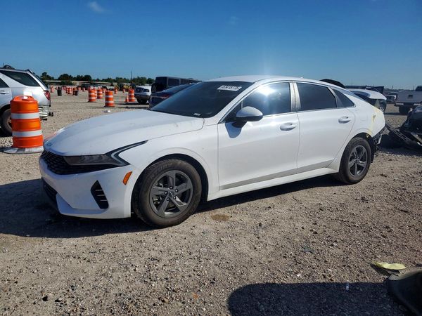 2022 KIA K5