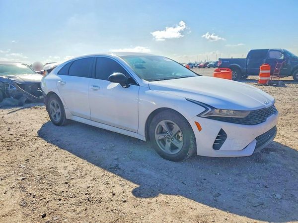 2022 KIA K5