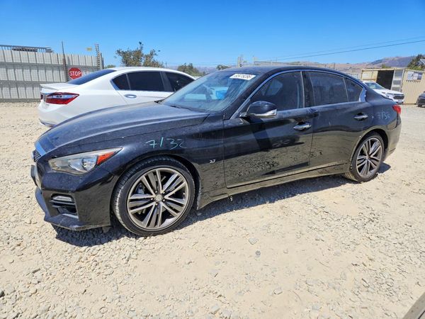 2015 INFINITI Q50