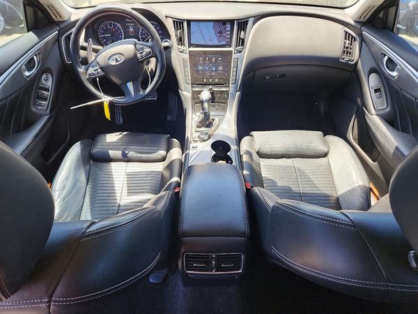 2015 INFINITI Q50