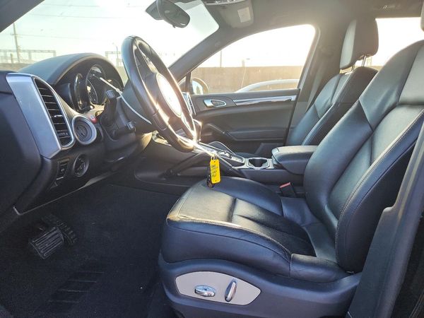 2013 PORSCHE CAYENNE