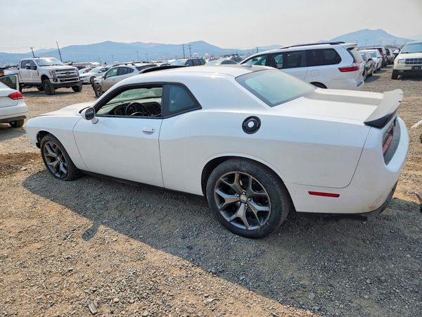 2016 DODGE CHALLENGER SXT