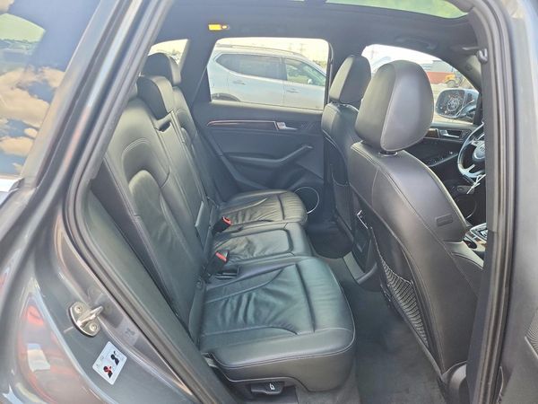 2016 AUDI Q5 quattro Premium Plus