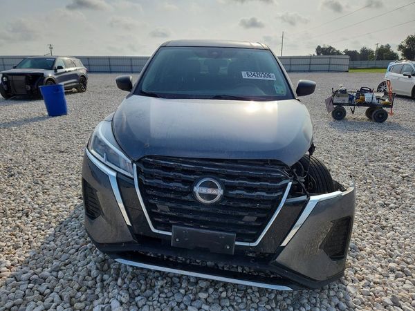 2022 NISSAN KICKS S